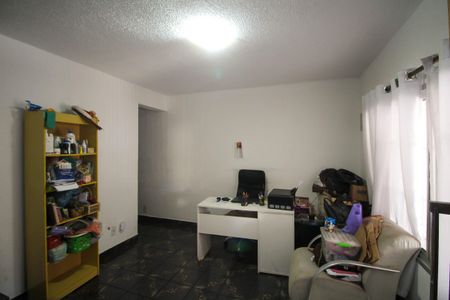 Casa à venda com 200m², 3 quartos e 2 vagasSala