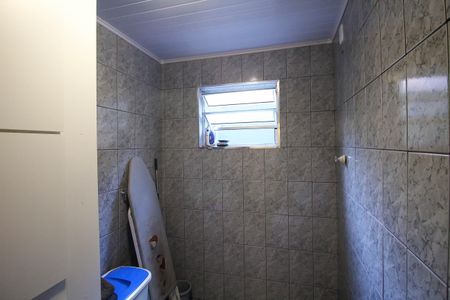 Casa à venda com 200m², 3 quartos e 2 vagasLavabo