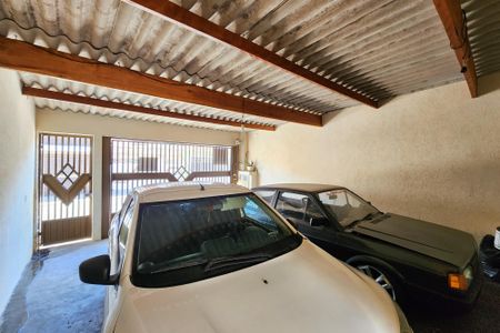 Casa à venda com 270m², 3 quartos e 2 vagas Casa à venda com 270m², 3 quartos e 2 vagasGaragem