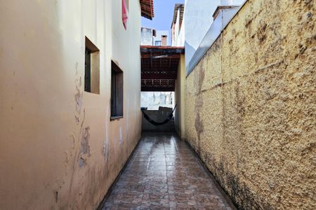 Casa à venda com 270m², 3 quartos e 2 vagas Casa à venda com 270m², 3 quartos e 2 vagasCorredor