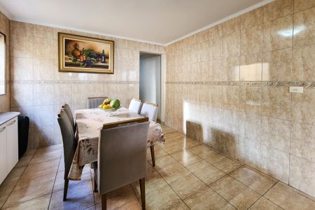 Casa à venda com 270m², 3 quartos e 2 vagas Casa à venda com 270m², 3 quartos e 2 vagasCozinha