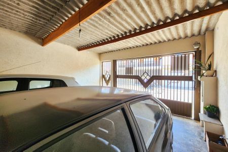 Casa à venda com 270m², 3 quartos e 2 vagas Casa à venda com 270m², 3 quartos e 2 vagasGaragem