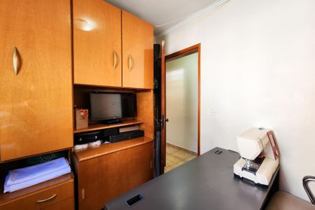 Casa à venda com 270m², 3 quartos e 2 vagas Casa à venda com 270m², 3 quartos e 2 vagasQuarto 2