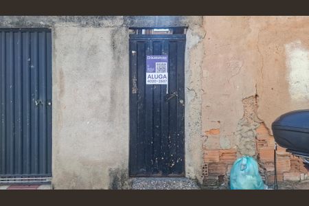 Casa para alugar com 70m², 2 quartos e sem vaga Casa para alugar com 70m², 2 quartos e sem vagaplaca instalada em 20/07/2025 com o código ISIV-275