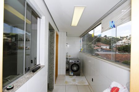Apartamento à venda com 110m², 3 quartos e 2 vagasÁrea de Serviço