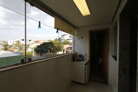 Apartamento à venda com 110m², 3 quartos e 2 vagasÁrea de Serviço