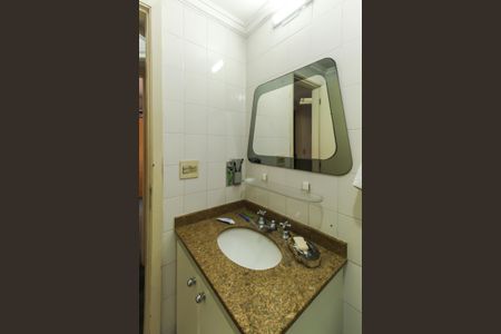 Apartamento à venda com 122m², 4 quartos e 2 vagasBanheiro