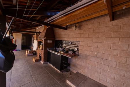 Casa à venda com 300m², 3 quartos e 2 vagas Casa à venda com 300m², 3 quartos e 2 vagasÁrea gourmet