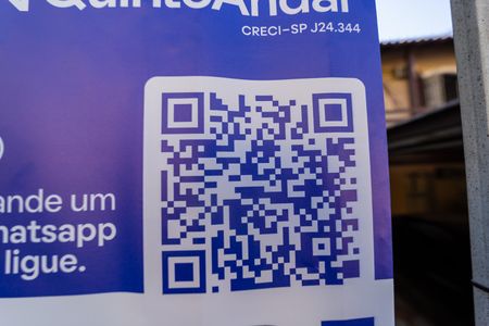 Casa à venda com 300m², 3 quartos e 2 vagas Casa à venda com 300m², 3 quartos e 2 vagasPlaca : EUBO-268