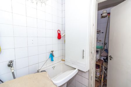 Apartamento à venda com 106m², 3 quartos e 1 vagaÁrea de Serviço