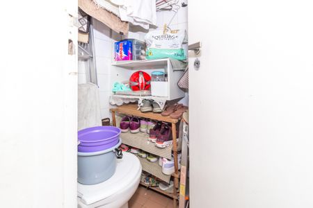 Apartamento à venda com 106m², 3 quartos e 1 vagaÁrea de Serviço - Banheiro