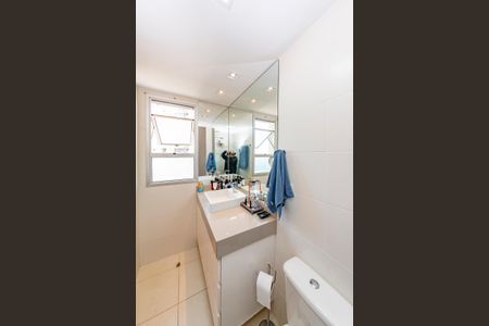 Apartamento à venda com 86m², 3 quartos e 2 vagas Apartamento à venda com 86m², 3 quartos e 2 vagasBanheiro da Suíte