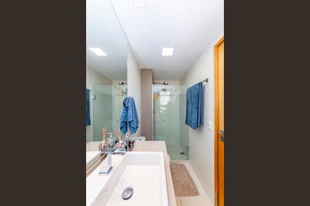 Apartamento à venda com 86m², 3 quartos e 2 vagas Apartamento à venda com 86m², 3 quartos e 2 vagasBanheiro da Suíte