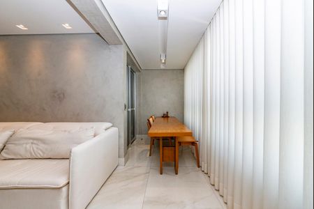 Apartamento à venda com 86m², 3 quartos e 2 vagas Apartamento à venda com 86m², 3 quartos e 2 vagasSala