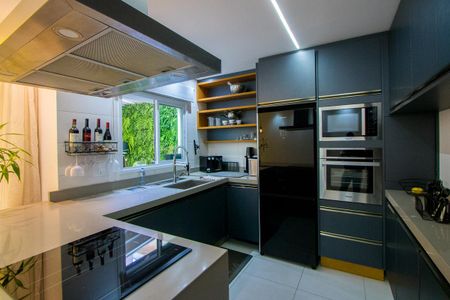 Apartamento para alugar com 55m², 2 quartos e 1 vaga Apartamento para alugar com 55m², 2 quartos e 1 vagaCozinha