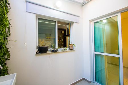 Apartamento para alugar com 55m², 2 quartos e 1 vaga Apartamento para alugar com 55m², 2 quartos e 1 vagaÁrea de serviço