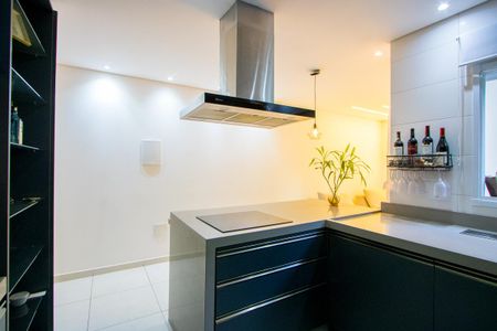 Apartamento para alugar com 55m², 2 quartos e 1 vaga Apartamento para alugar com 55m², 2 quartos e 1 vagaCozinha