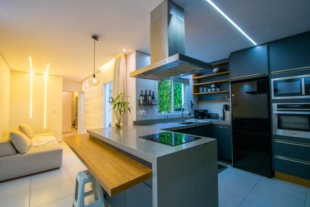 Apartamento para alugar com 55m², 2 quartos e 1 vaga Apartamento para alugar com 55m², 2 quartos e 1 vagaCozinha