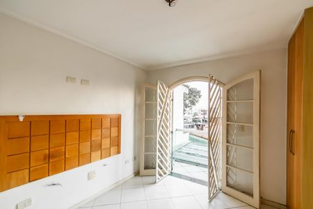 Casa à venda com 330m², 3 quartos e 4 vagas Casa à venda com 330m², 3 quartos e 4 vagasSuíte