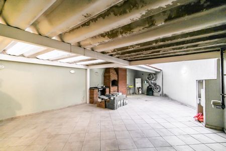 Casa à venda com 330m², 3 quartos e 4 vagas Casa à venda com 330m², 3 quartos e 4 vagasGaragem