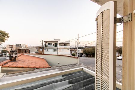 Casa à venda com 330m², 3 quartos e 4 vagas Casa à venda com 330m², 3 quartos e 4 vagasVaranda da Suíte