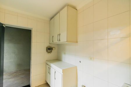 Casa à venda com 330m², 3 quartos e 4 vagas Casa à venda com 330m², 3 quartos e 4 vagasÁrea de Serviço