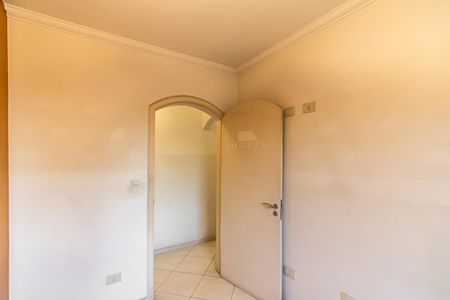 Casa à venda com 330m², 3 quartos e 4 vagas Casa à venda com 330m², 3 quartos e 4 vagasQuarto 3