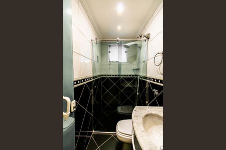 Casa à venda com 330m², 3 quartos e 4 vagas Casa à venda com 330m², 3 quartos e 4 vagasBanheiro