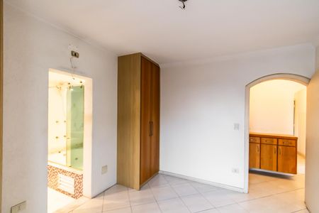 Casa à venda com 330m², 3 quartos e 4 vagas Casa à venda com 330m², 3 quartos e 4 vagasSuíte