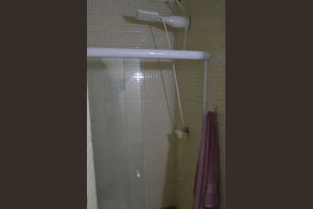 Casa de condomínio à venda com 121m², 2 quartos e 1 vagaBanheiro da Suíte 1