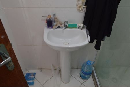 Casa de condomínio à venda com 121m², 2 quartos e 1 vagaBanheiro da Suíte 2