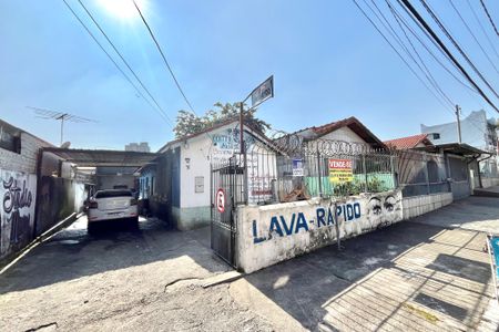 Casa à venda com 280m², 2 quartos e 6 vagasFachada