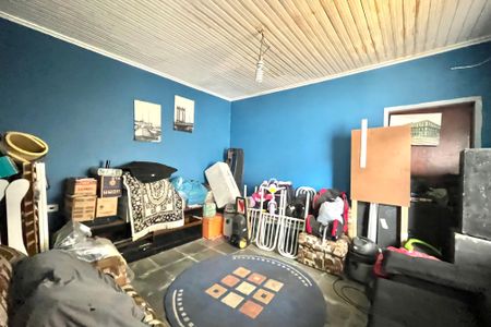 Casa à venda com 280m², 2 quartos e 6 vagasSala