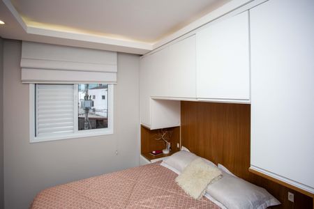 Apartamento à venda com 69m², 2 quartos e 1 vagaQuarto 2