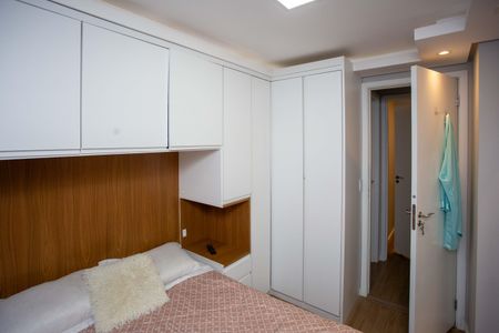 Apartamento à venda com 69m², 2 quartos e 1 vagaQuarto 2