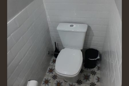 Casa de condomínio à venda com 148m², 3 quartos e 2 vagas Casa de condomínio à venda com 148m², 3 quartos e 2 vagasLavabo