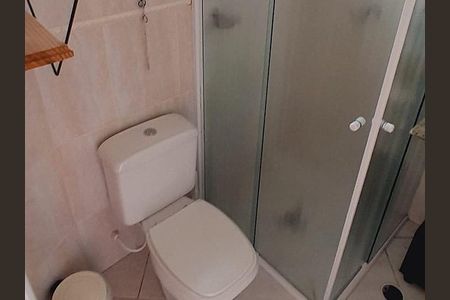 Casa de condomínio à venda com 148m², 3 quartos e 2 vagas Casa de condomínio à venda com 148m², 3 quartos e 2 vagasBanheiro da Suíte