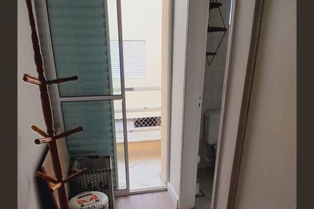 Casa de condomínio à venda com 148m², 3 quartos e 2 vagas Casa de condomínio à venda com 148m², 3 quartos e 2 vagasSuíte