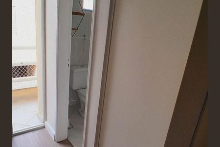 Casa de condomínio à venda com 148m², 3 quartos e 2 vagas Casa de condomínio à venda com 148m², 3 quartos e 2 vagasSuíte