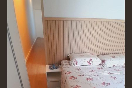 Casa de condomínio à venda com 148m², 3 quartos e 2 vagas Casa de condomínio à venda com 148m², 3 quartos e 2 vagasSuíte