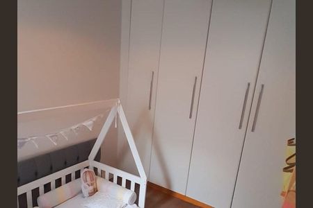 Casa de condomínio à venda com 148m², 3 quartos e 2 vagas Casa de condomínio à venda com 148m², 3 quartos e 2 vagasQuarto 2