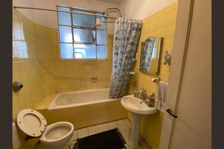 Apartamento à venda com 100m², 2 quartos e sem vaga Apartamento à venda com 100m², 2 quartos e sem vagaBanheiro