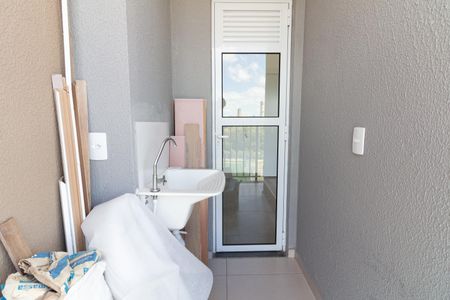 Apartamento para alugar com 41m², 2 quartos e sem vaga Apartamento para alugar com 41m², 2 quartos e sem vagaVaranda