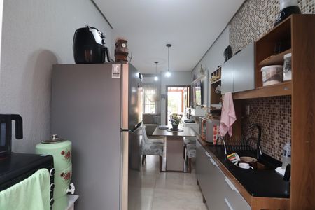 Casa à venda com 73m², 3 quartos e 2 vagasCozinha