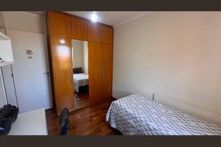 Casa de condomínio à venda com 132m², 3 quartos e 2 vagasQuarto 2