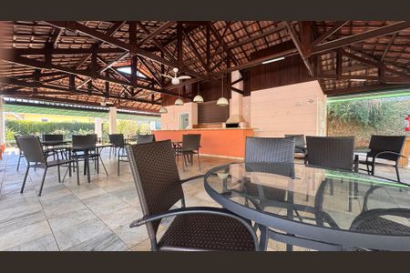 Casa de condomínio à venda com 132m², 3 quartos e 2 vagasÁrea comum - Salão de festas