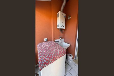 Casa de condomínio à venda com 132m², 3 quartos e 2 vagasÁrea de Serviço