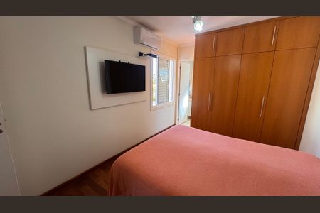 Casa de condomínio à venda com 132m², 3 quartos e 2 vagasSuíte 