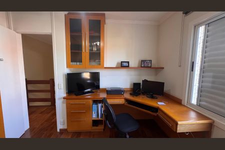 Casa de condomínio à venda com 132m², 3 quartos e 2 vagasQuarto 3