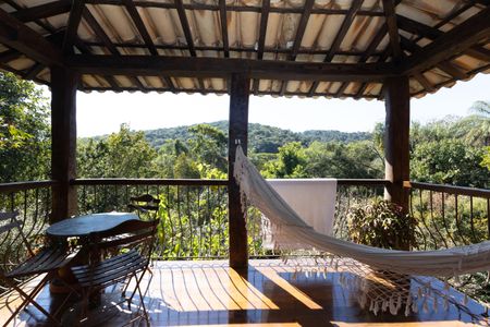 Casa de condomínio para alugar com 559m², 5 quartos e 4 vagasVaranda ad Suíte 3